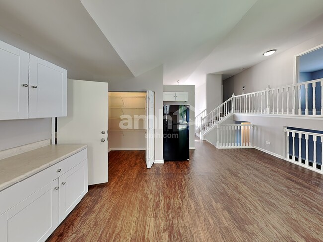 Building Photo - 2307 White Eagle Dr