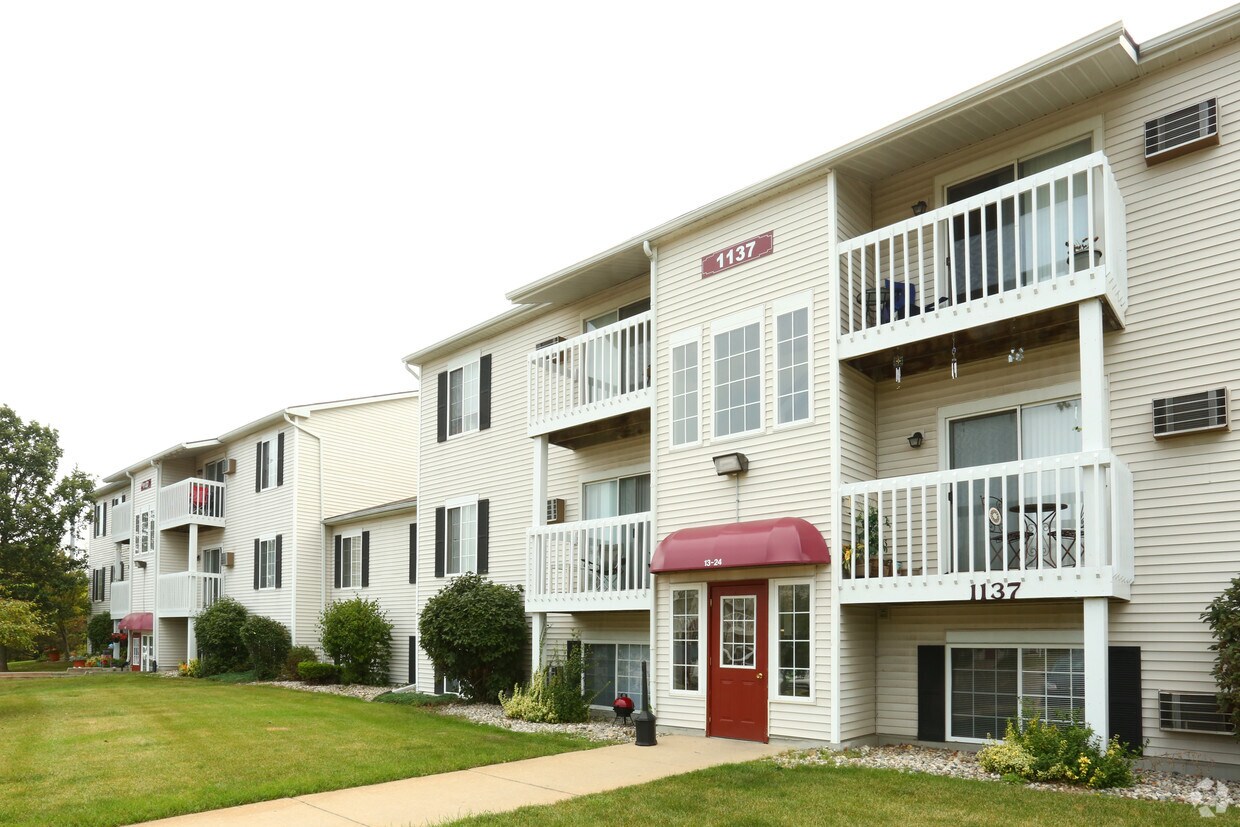 Prentis Estates Apartments I Apartments Howell, MI