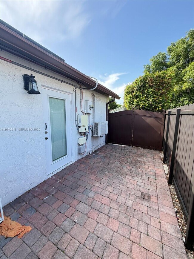 Foto del edificio - 14203 SW 153rd Terrace