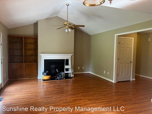Foto del edificio - 3 br, 2 bath House - 103 DAWN CT