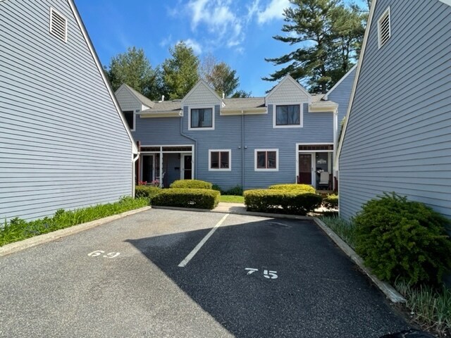 Building Photo - 75 Spinnaker Way