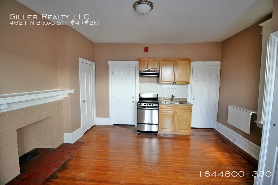 Primary Photo - Newly Rehabbed Studio Apartment Available!