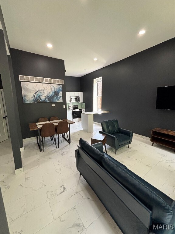 Foto del edificio - 2262 S Jefferson Ave