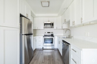 Interior Photo - Martel Royale