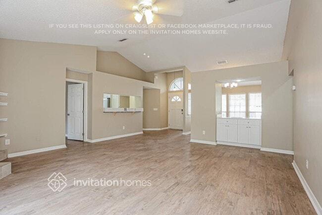 Foto del edificio - 7842 Mactavish Way S