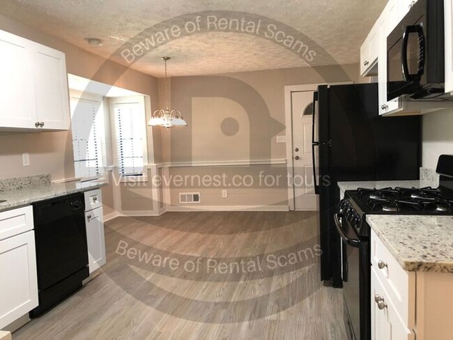 Building Photo - 3 Bed/ 2.0 Bath home in Fairburn/ Pets Wel...