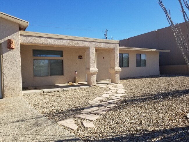 Building Photo - Avail Winter 2026-2027 Furnished Pool & Spa Home