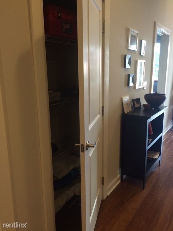 Foto del edificio - 622 N 2nd St