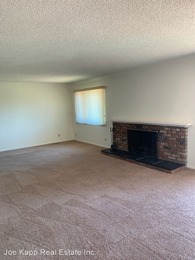 Building Photo - 4 br, 3 bath House - 1490 Via Arroyo