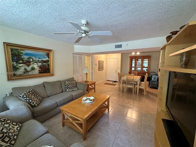 Foto del edificio - 619 E Sheridan St