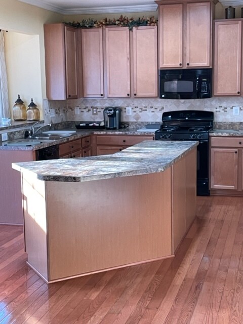 Building Photo - 3601 Lupton Ct