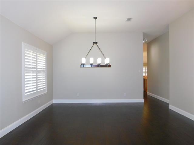 Building Photo - 3512 Yale Dr