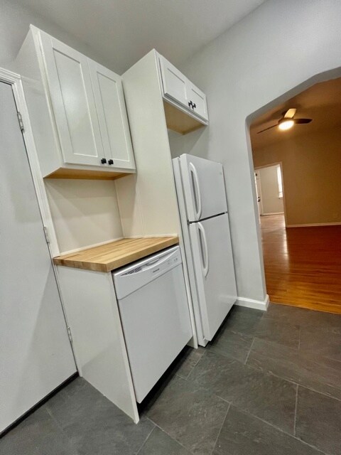 Building Photo - 346 39th St