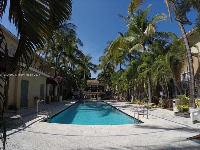Foto del edificio - 2911 NE 185th St