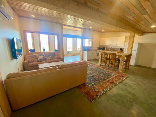 Building Photo - 15 Blue Mountain Wy