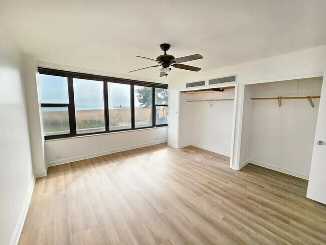 Foto del edificio - 5801 N Sheridan Rd