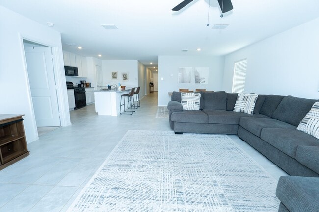 Photo - 1308 Clairborne Ct House