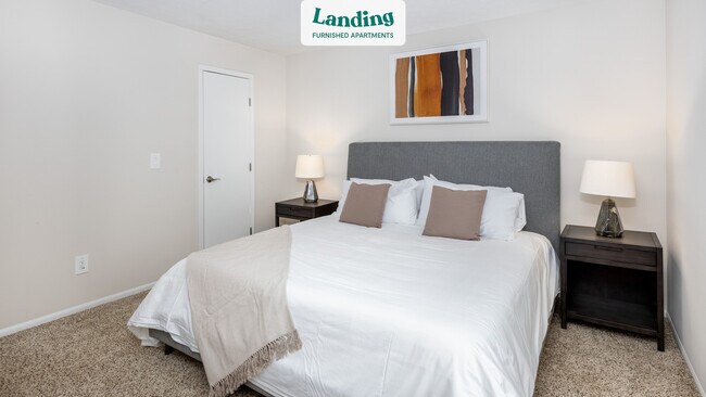 Foto del edificio - 9005 Oak Village Blvd