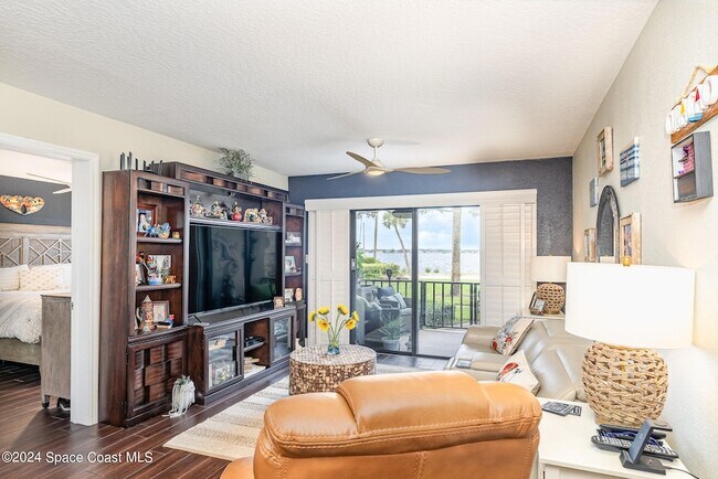 Foto del edificio - 1049 Rockledge Dr