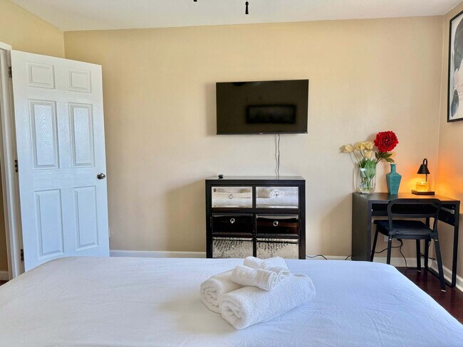 Foto del edificio - 215 Piedmont Ave NE