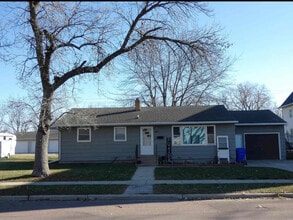 Building Photo - 2643 Juniper Ave