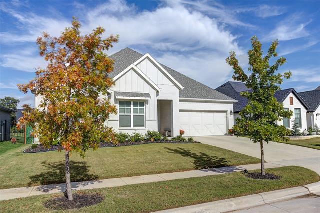 Primary Photo - 752 Tallgrass Dr