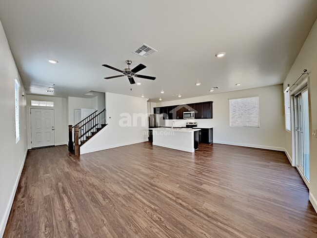 Foto del edificio - 1910 Macchia Ave