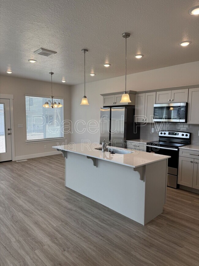 Building Photo - 2841 Blue Dawn Ln