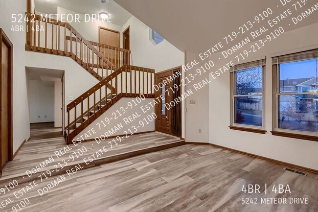 Building Photo - 5242 Meteor Dr