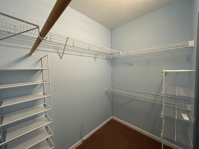 Building Photo - 6220 Calle Vizcaya NW