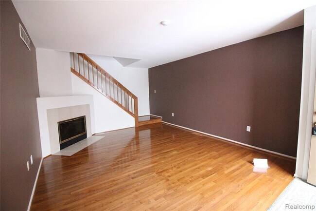 Foto del edificio - 43449 Arbor Way W