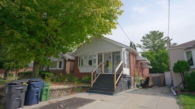 Building Photo - 103 Yardley Ave