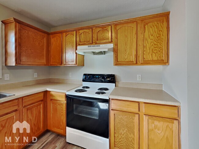 Foto del edificio - 1102 W Snider St