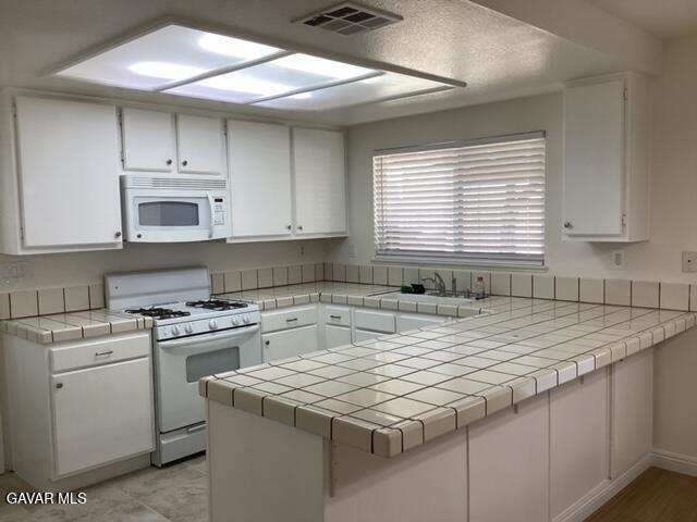 Foto del edificio - 1755 W Ave K11