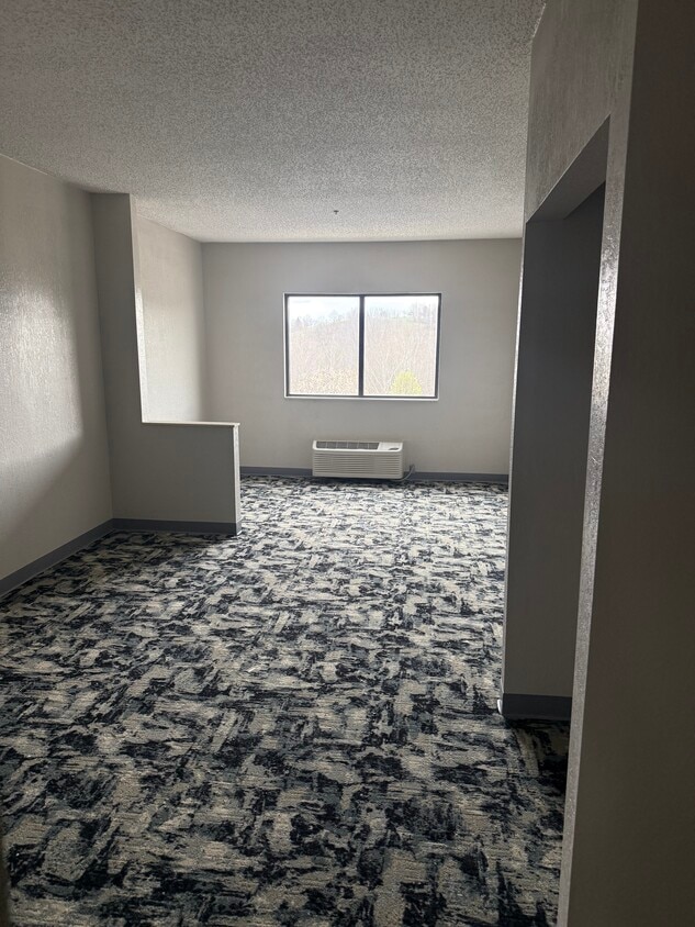 LIVING ROOM - Riverbluff Senior Living Apartments