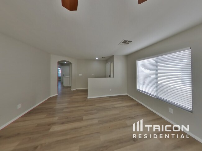 Foto del edificio - 2732 Sunrise Day Ct