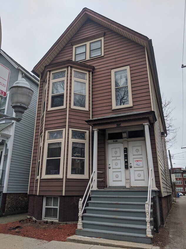 Primary Photo - 911 W Wolfram St