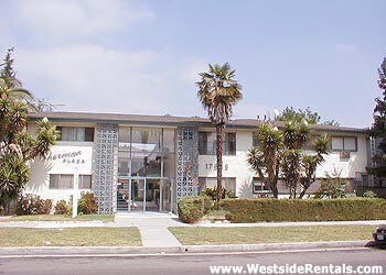 Primary Photo - 17845 Sherman Way
