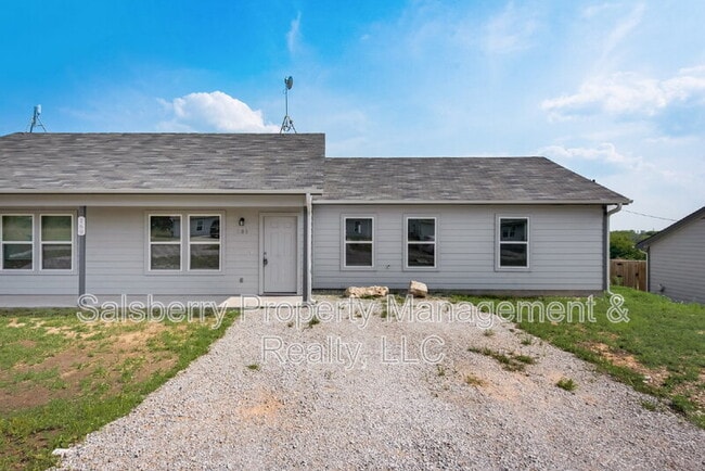 Building Photo - 140 Private Rd 4218