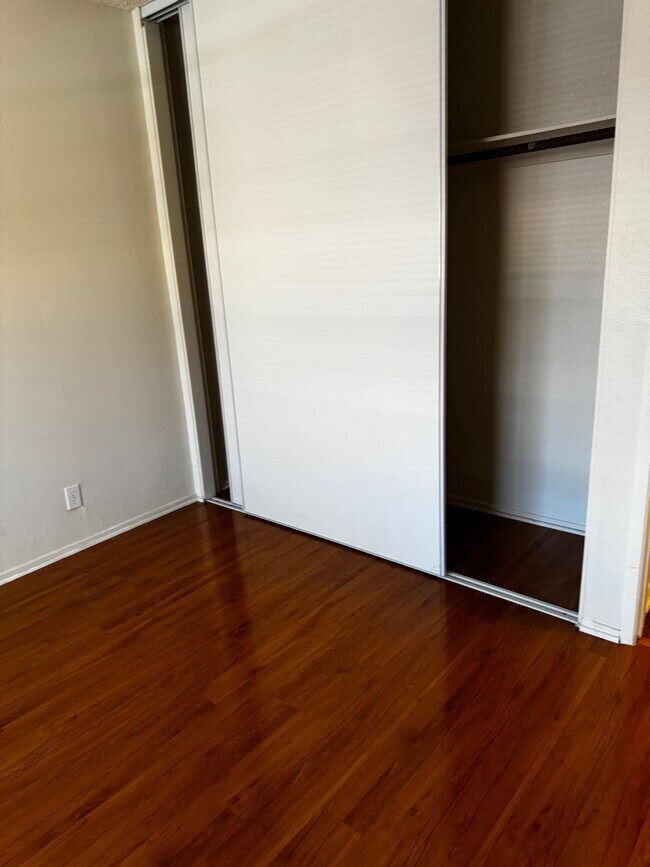 closet 2nd bedroom - 12601 Van Nuys Blvd