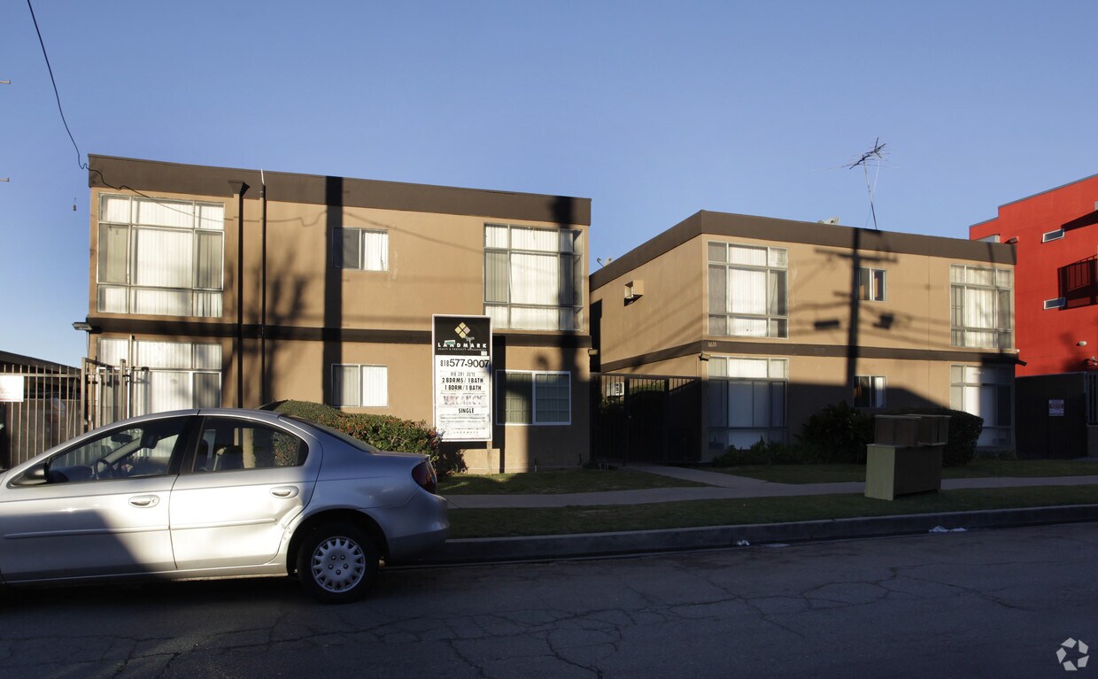 6633 Darby, ¡alejado - 6633 Darby Ave