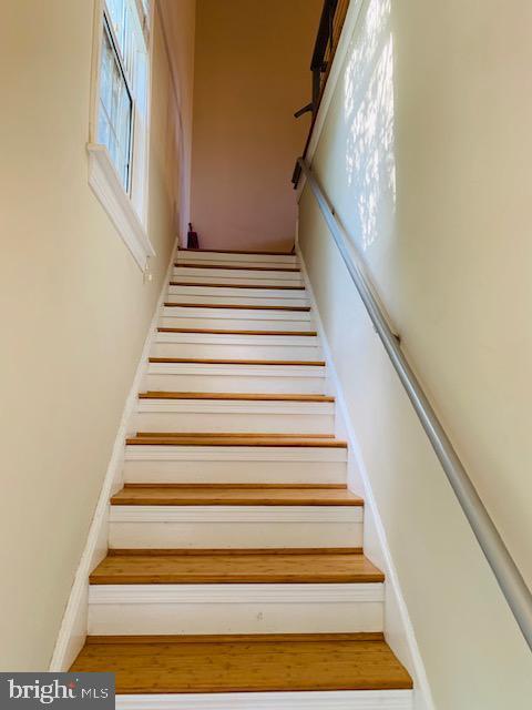 Building Photo - 3359 Martha Custis Dr