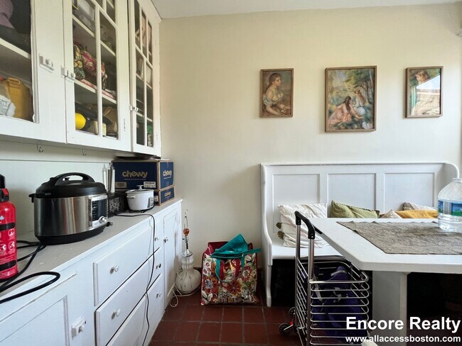 Building Photo - 66 Chiswick Rd