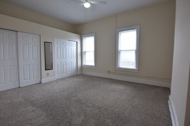 Foto del edificio - 680-684 Hamlet St