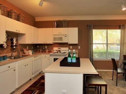 Foto del edificio - 2601 Scofield Ridge Pkwy