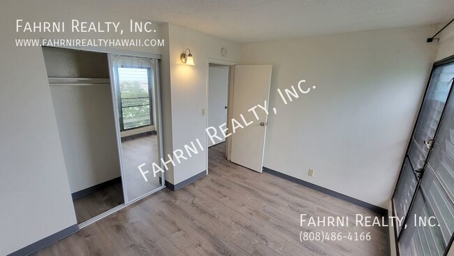 Building Photo - Kahe Kai - 2 Bedroom 1 Bath Apartment With...