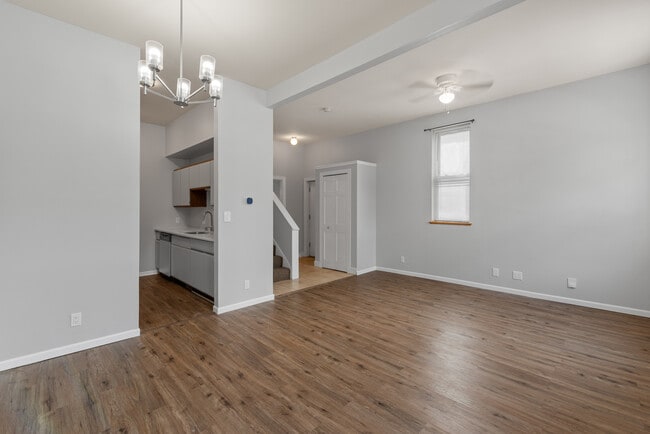 Foto del edificio - 1740 N Arlington Pl
