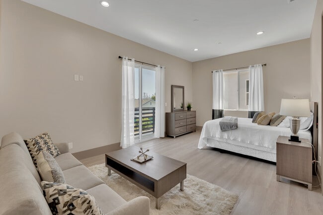 Foto del edificio - 8224 Starr St