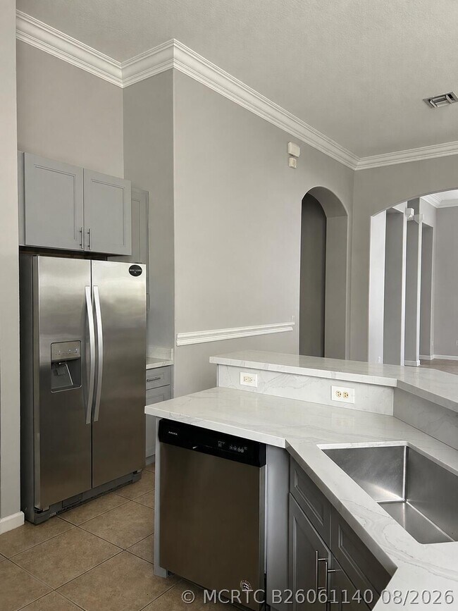 Building Photo - 11181 Osprey Isles Blvd