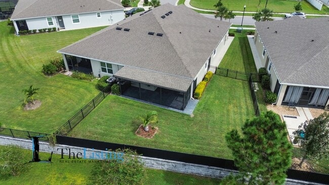 Foto del edificio - 7692 Stonebrook Cir